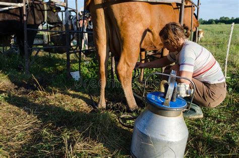 woman milking machine|Milking Machine